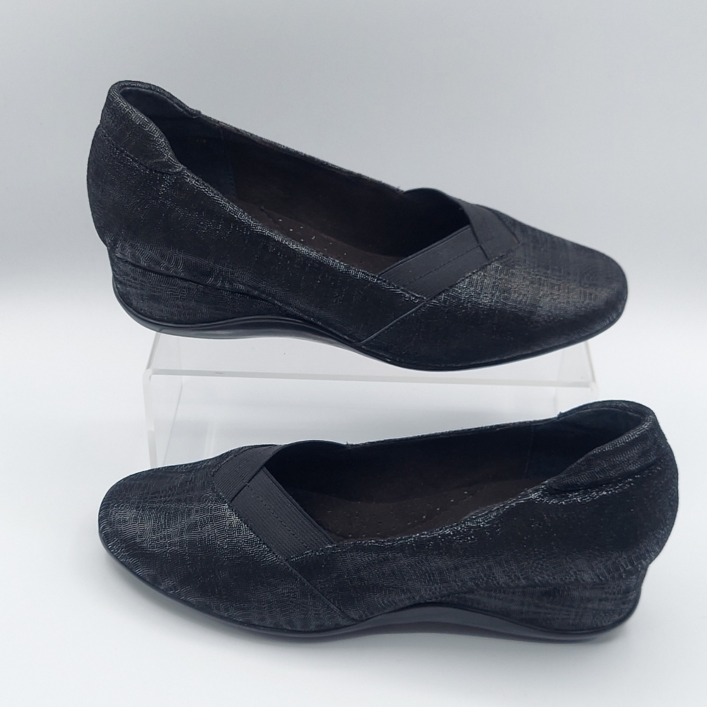 VANELi Women's Candee Flat Comfort Black Slip On Women's Size 8.5W